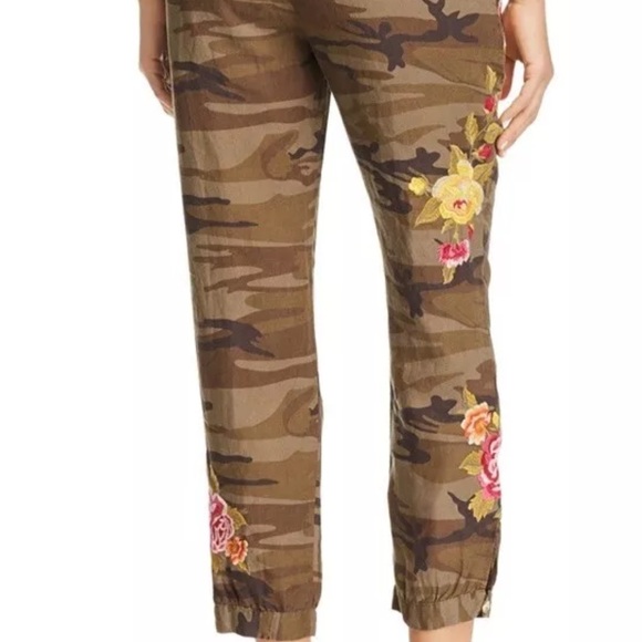 JOHNNY WAS Vella Camo-Print Cropped Linen Pants Size XS - Picture 2 of 10